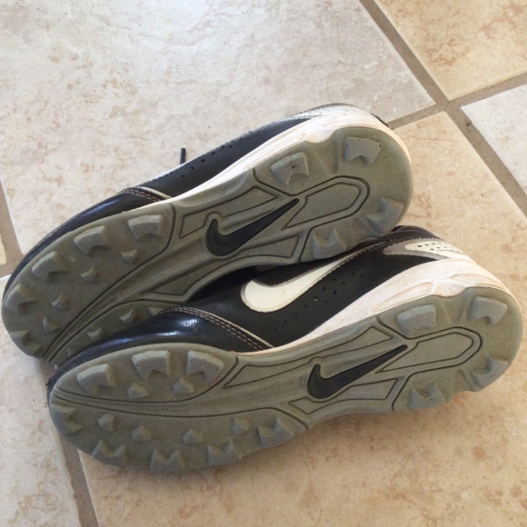 Baseball shoes - Picture 4 of 6